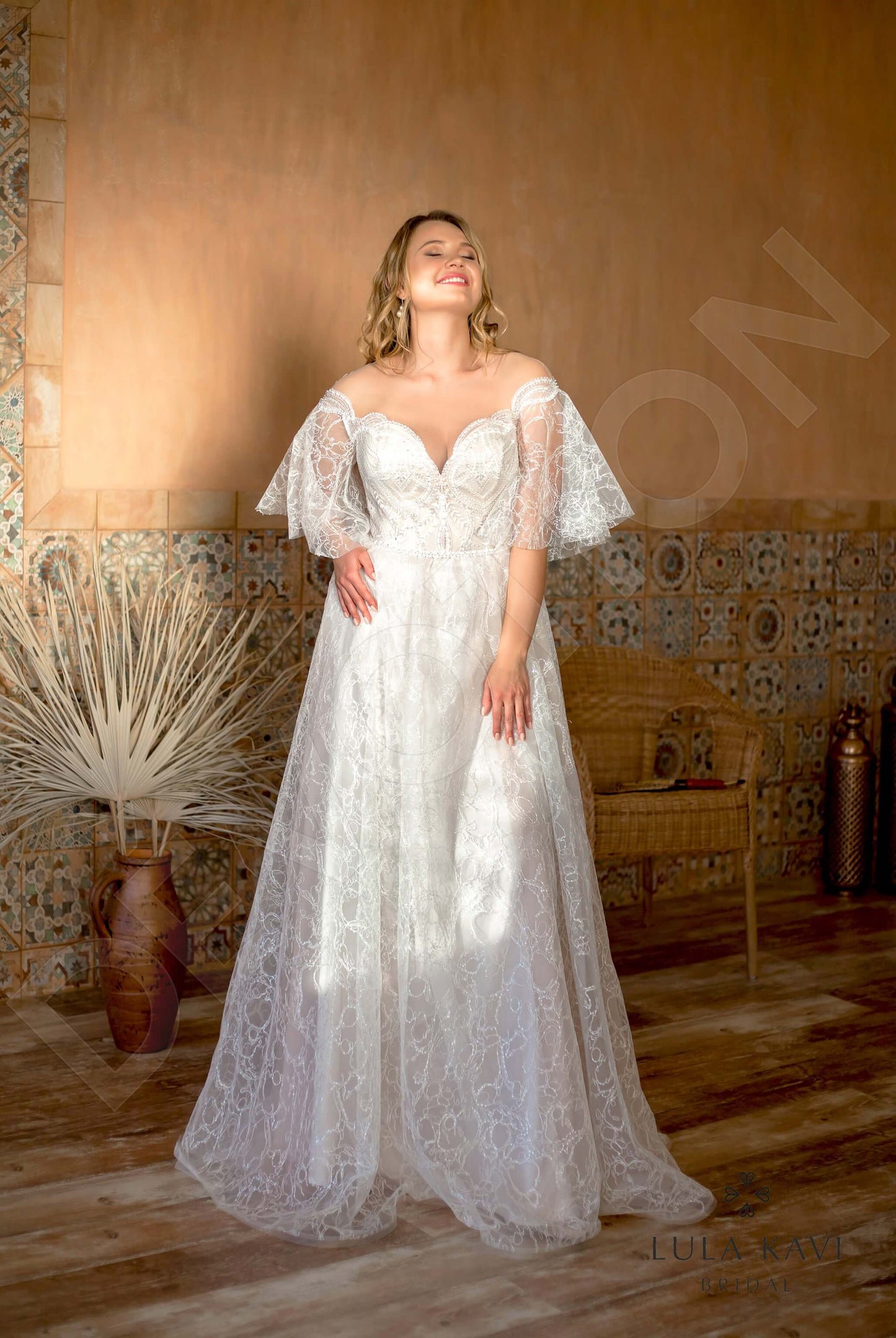 Ninevia Illusion back A-line Half sleeve Wedding Dress 6