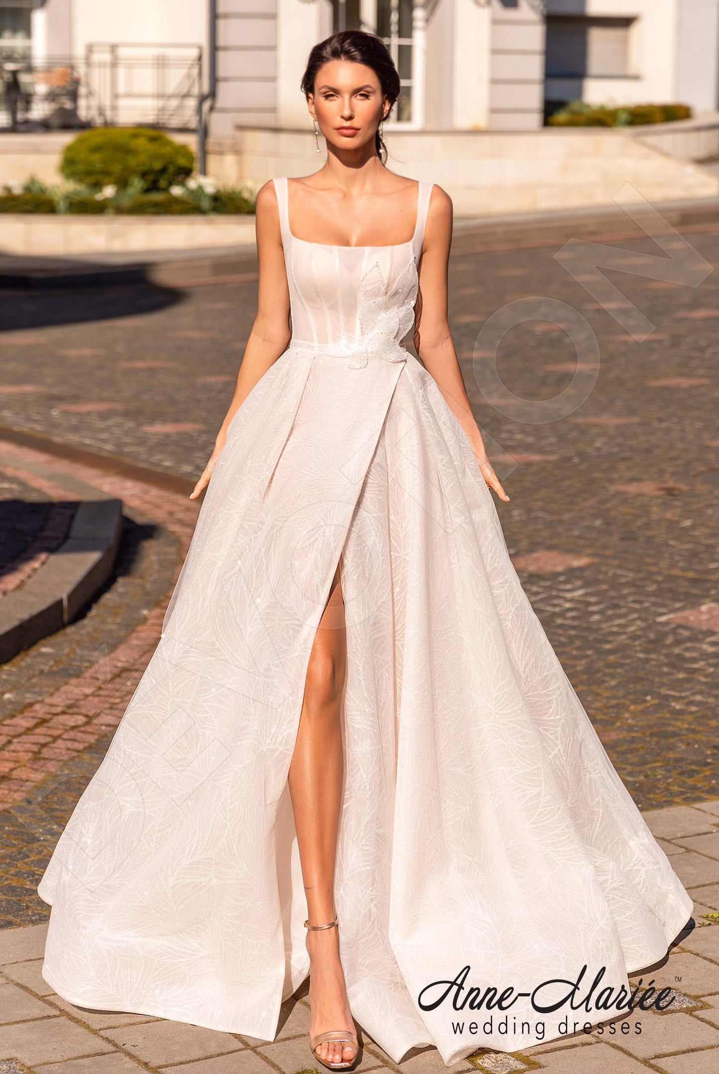 Denna Open back A-line Straps Wedding Dress Front