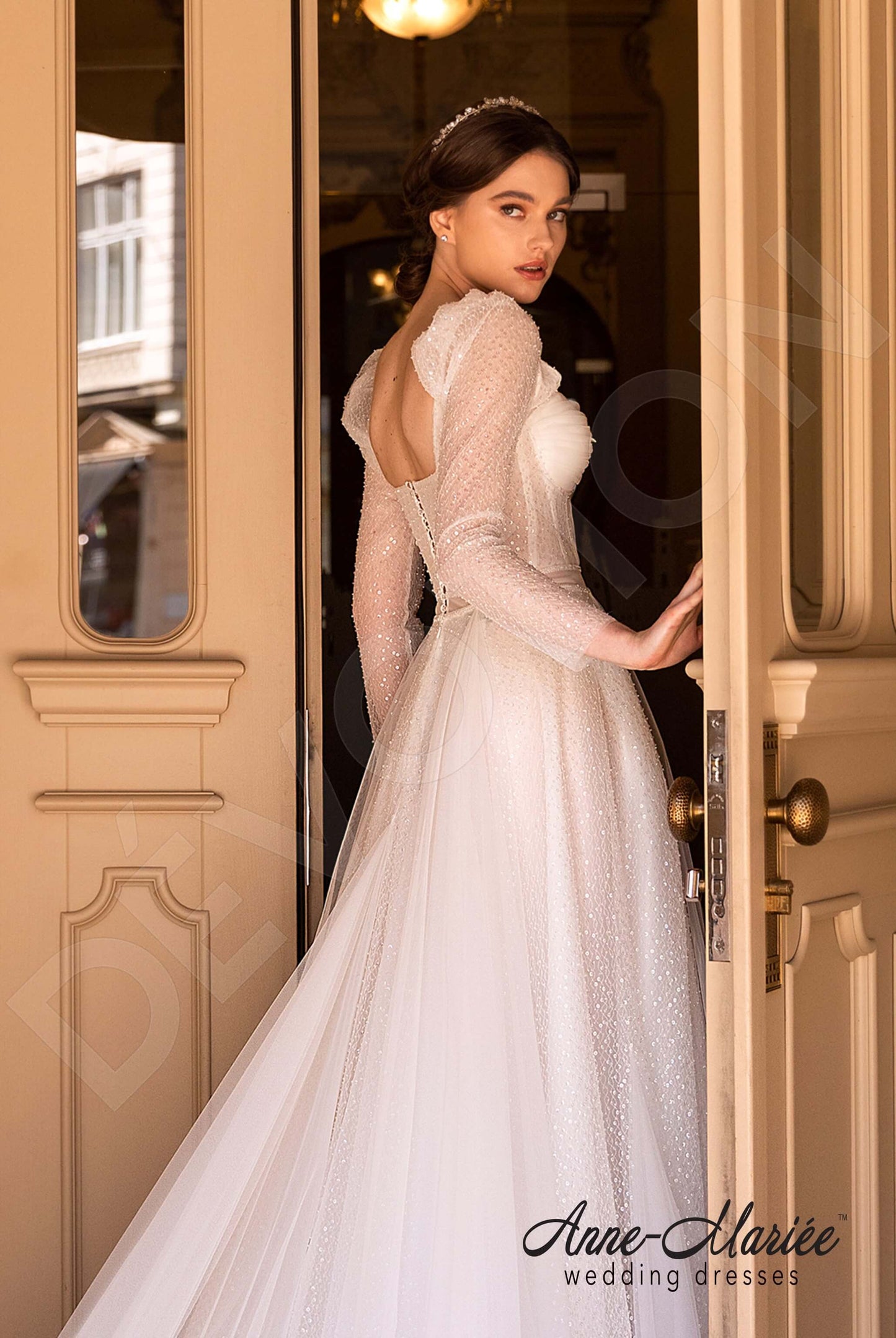 Tessora Open back A-line Detachable sleeves Wedding Dress 3