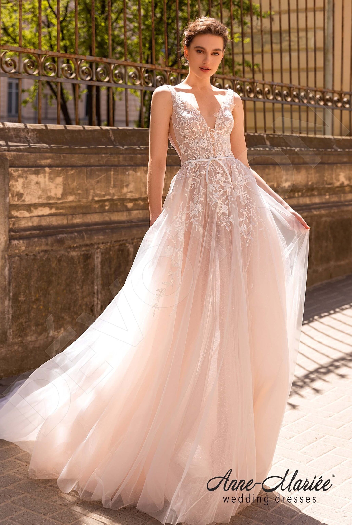 Selesta Open back A-line Sleeveless Wedding Dress Front